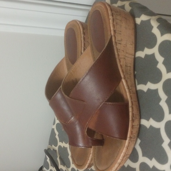 Women Shoes size 8.5 - Picture 2 of 5